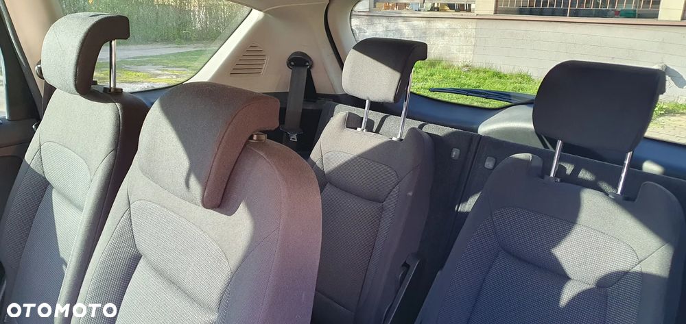 Ford S-Max 2.0 TDCi DPF Titanium - 24