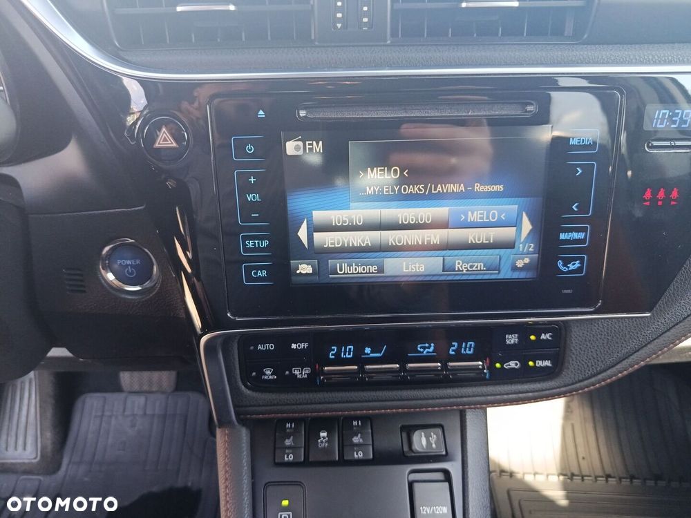 Toyota Auris - 18