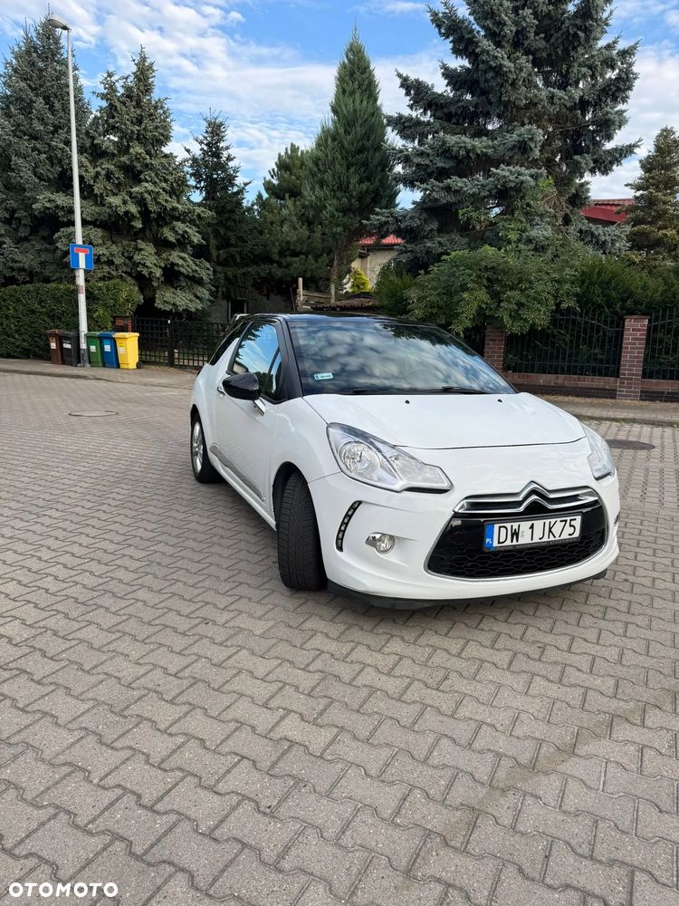 Citroën DS3 1.6 e-HDi SoChic MCP - 3
