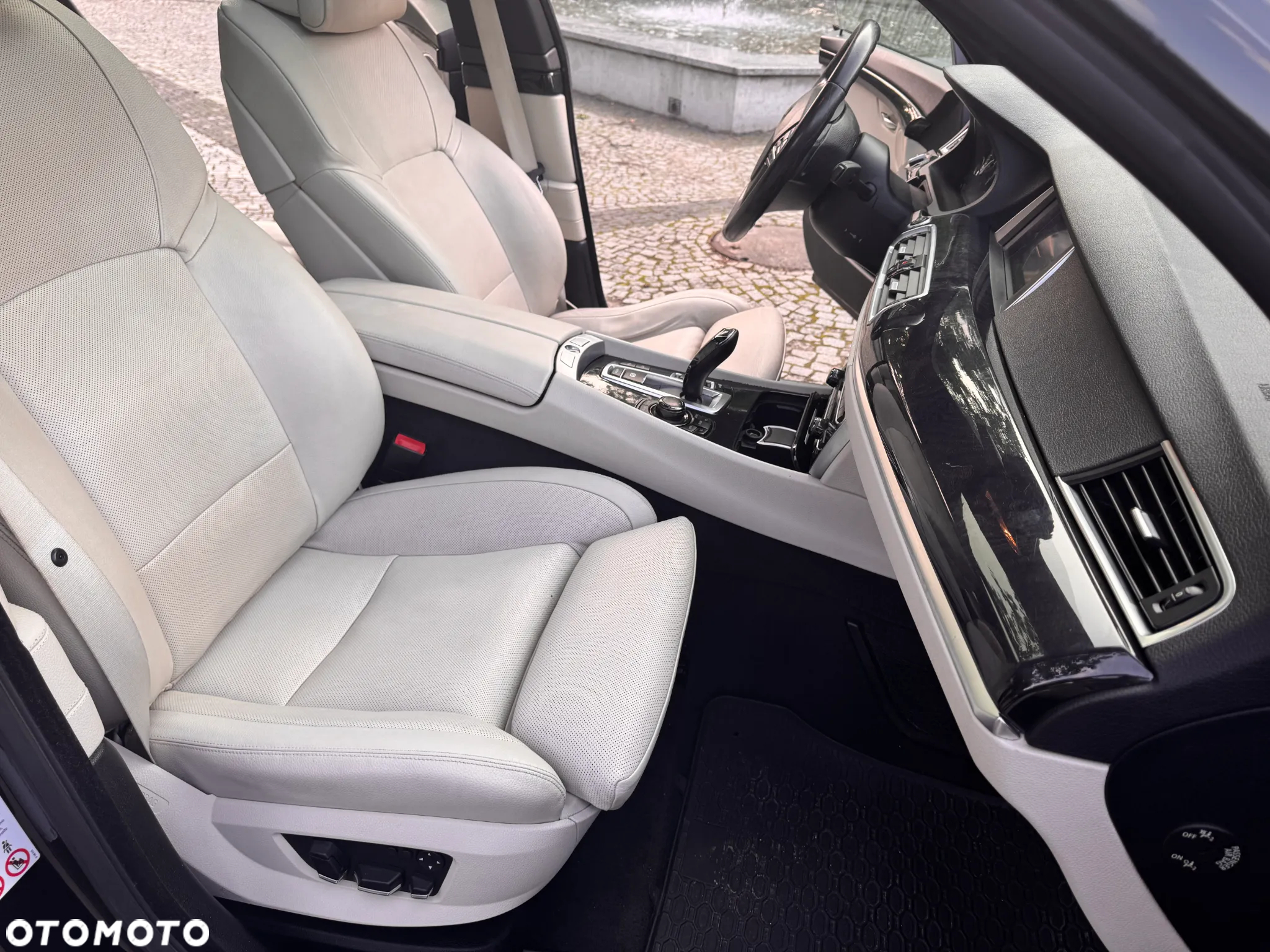BMW 5GT 530d - 13