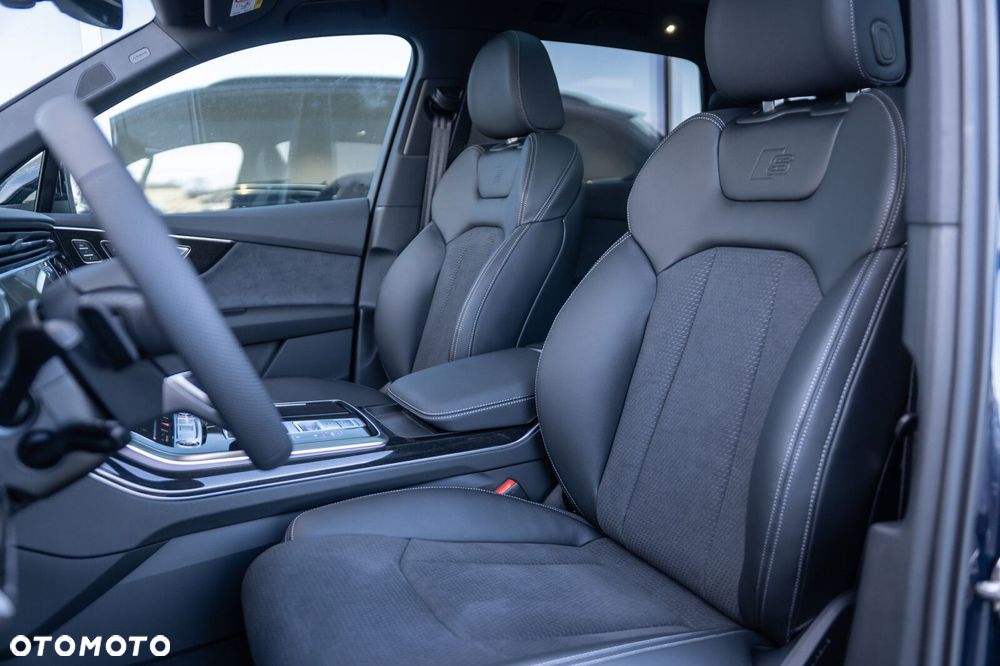 Audi Q7 - 11
