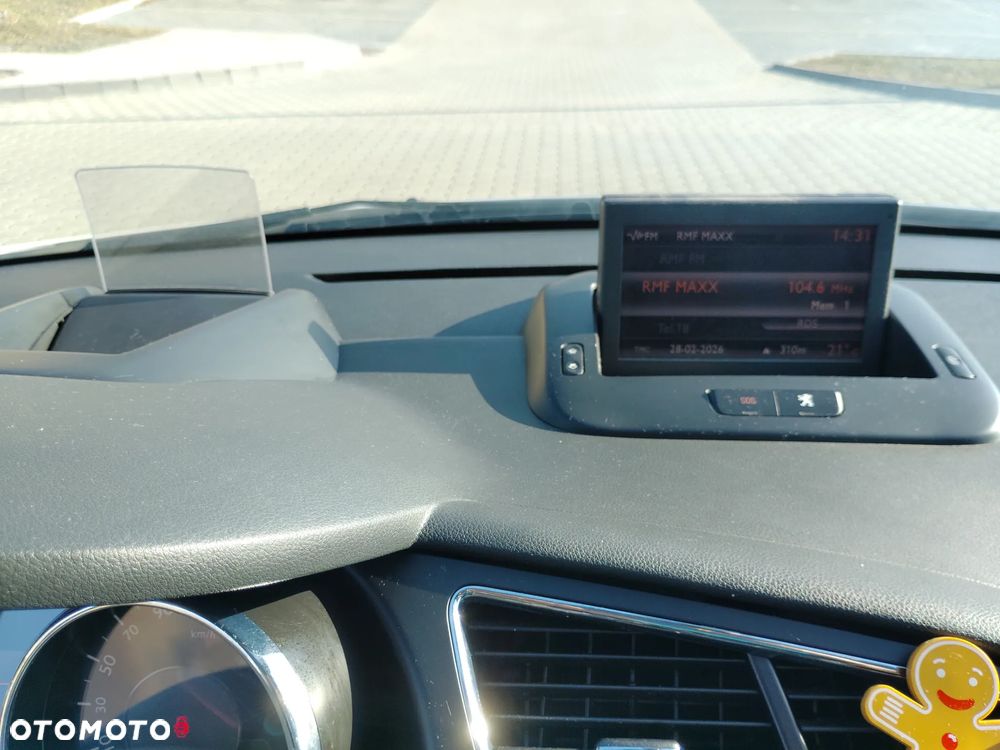 Peugeot 3008 1.6 HDi Premium - 13