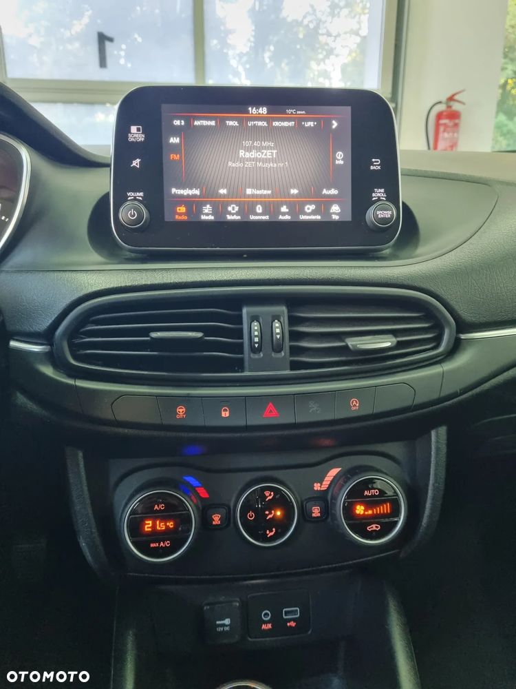 Fiat Tipo 1.4 T-Jet 16v Lounge - 19