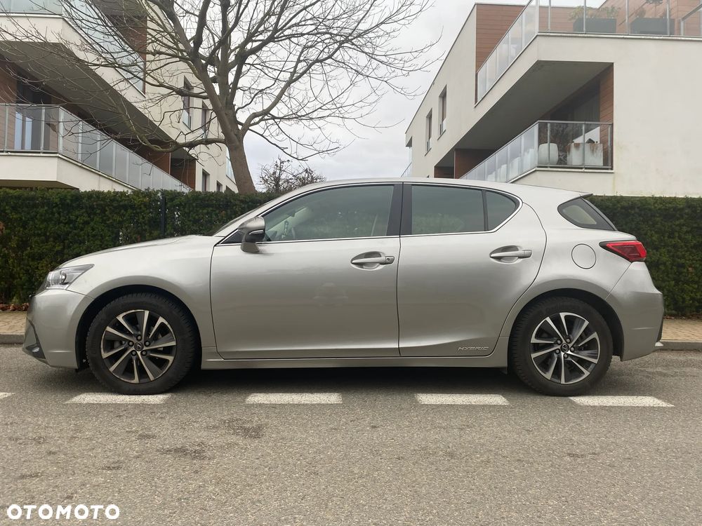 Lexus CT 200h Elegance EU6 - 28