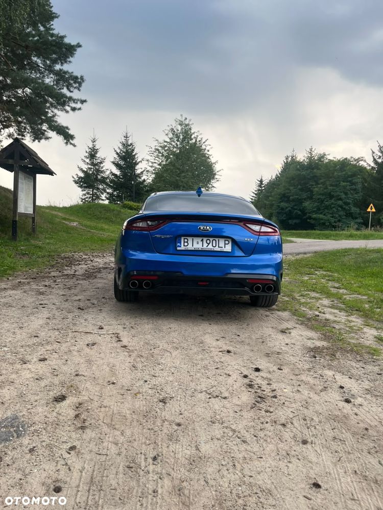 Kia Stinger - 5