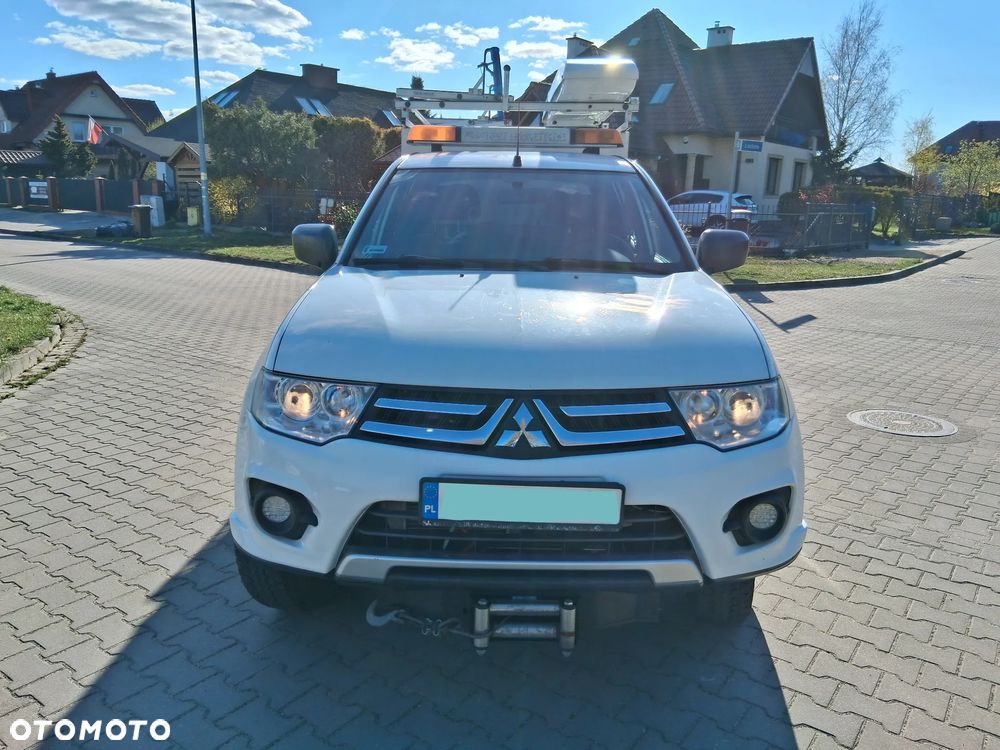 Mitsubishi L200 2.5 DID DC Intense - 12