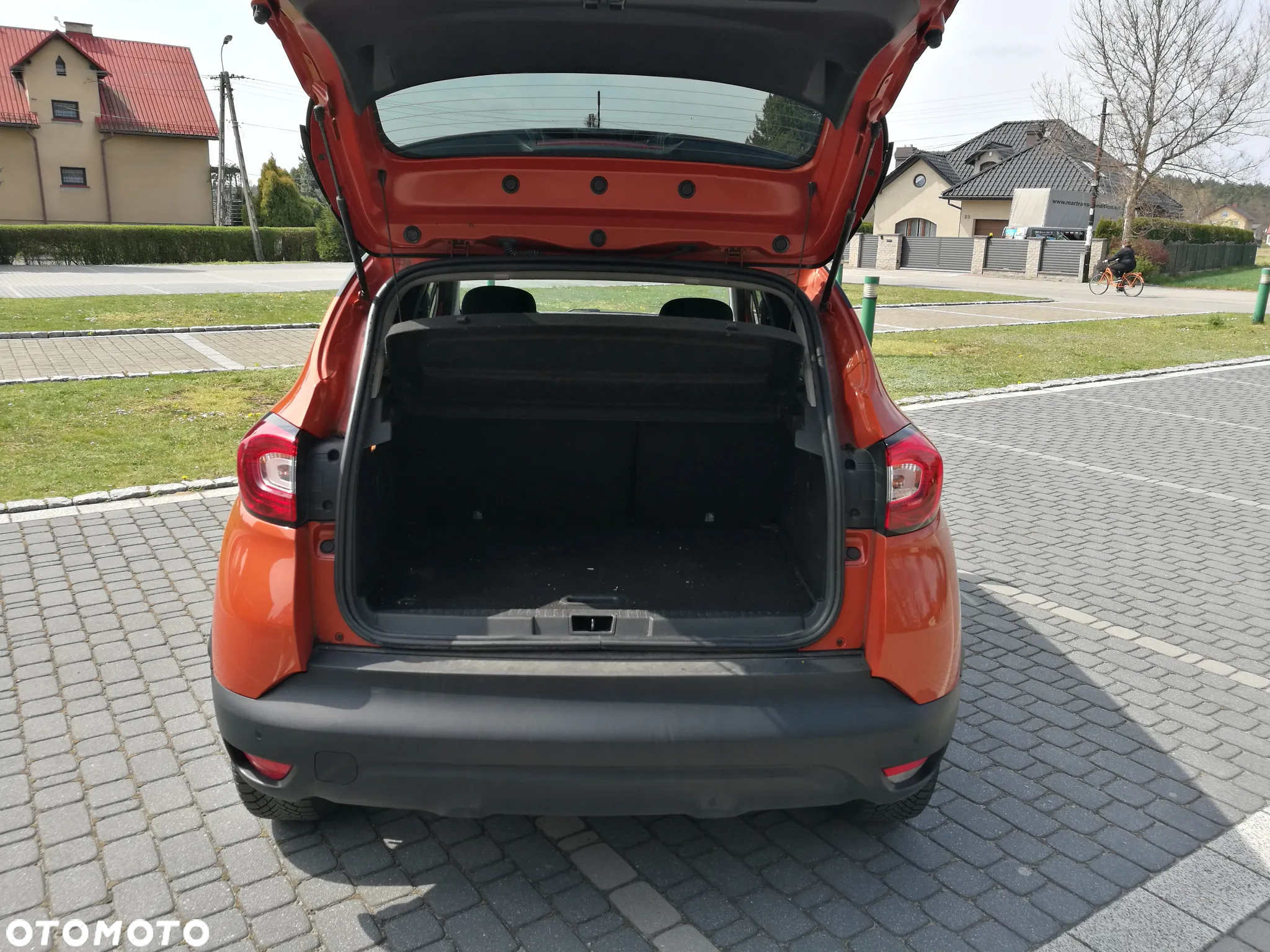 Renault Captur 1.2 Energy TCe Intens EDC - 9