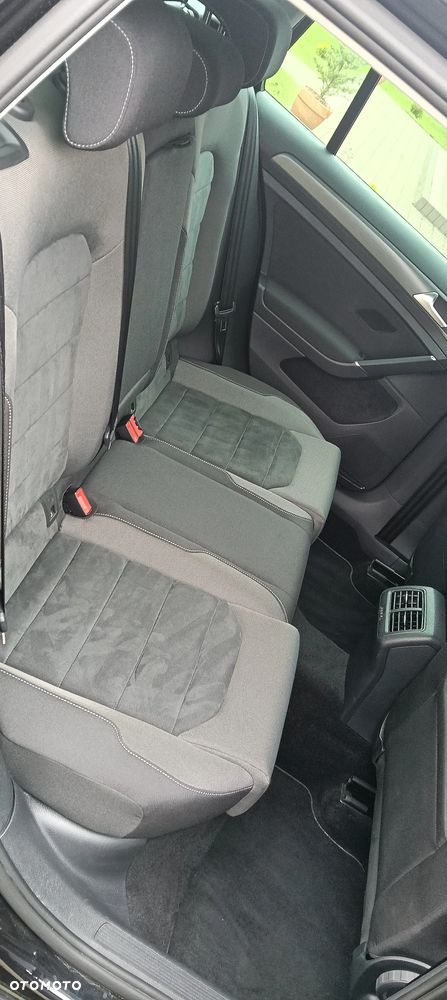 Volkswagen Golf - 24