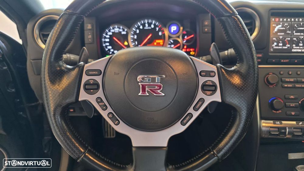 Nissan GT-R - 45