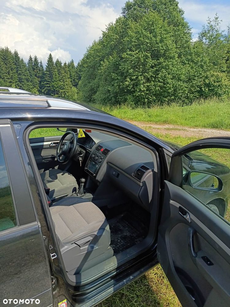 Volkswagen Touran 1.9 TDI Q-Line - 10