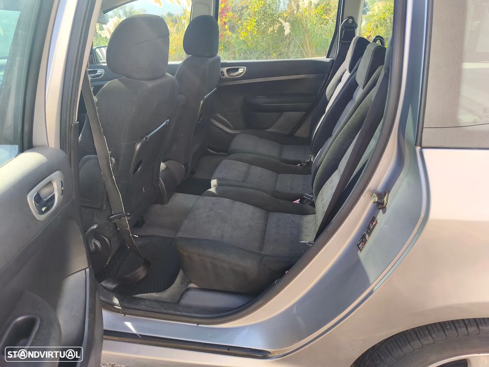 Peugeot 307 SW 2.0 HDi 136 Cuir - 6