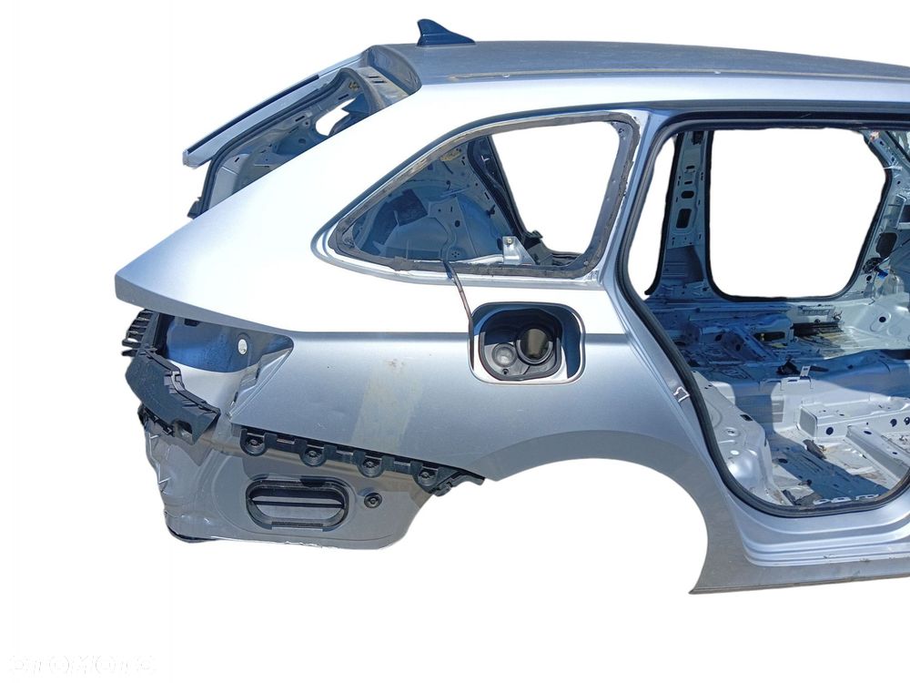 BŁOTNIK PRAWY TYŁ SKODA OCTAVIA IV KOMBI LAK: LA7W (19-24) - 2