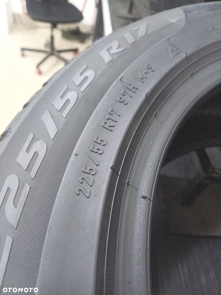 4x 225/55r17 Pirelli opony zimowe  60235 - 8