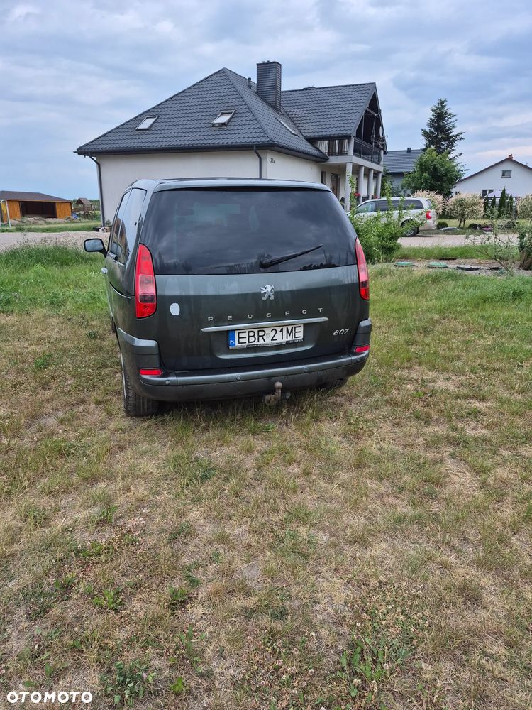 Peugeot 807 2.0 HDi Trendy - 2
