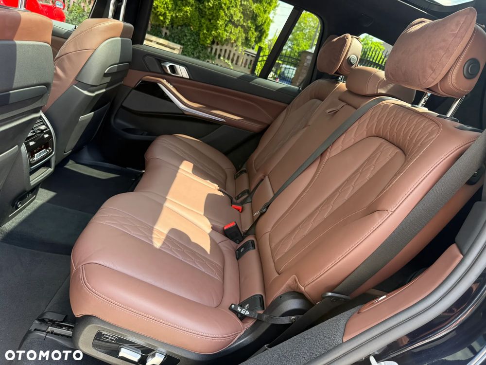 BMW X7 xDrive30d sport - 29