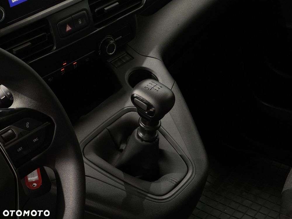 Peugeot Partner - 11