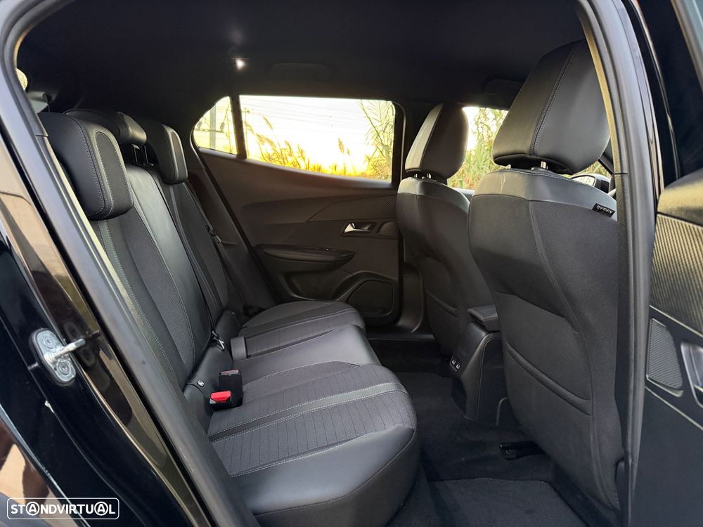 Peugeot e-2008 Allure Pack - 22