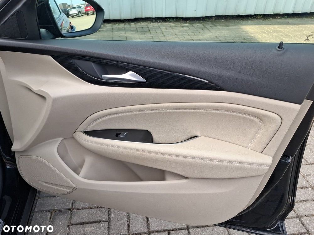 Opel Insignia 1.5 T GPF Elite S&S - 23