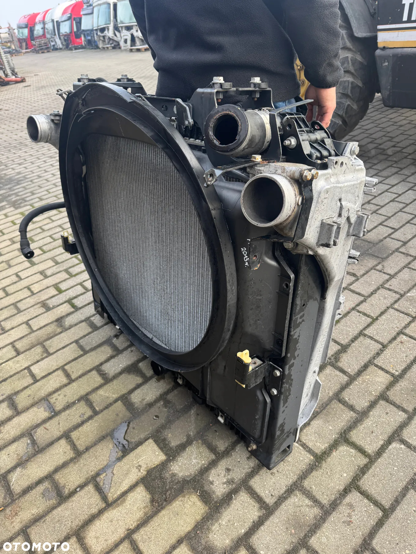 Chłodnice Komplet Mercedes Actros MP4 Antos Arocs A9605002801 A9605000302 - 3