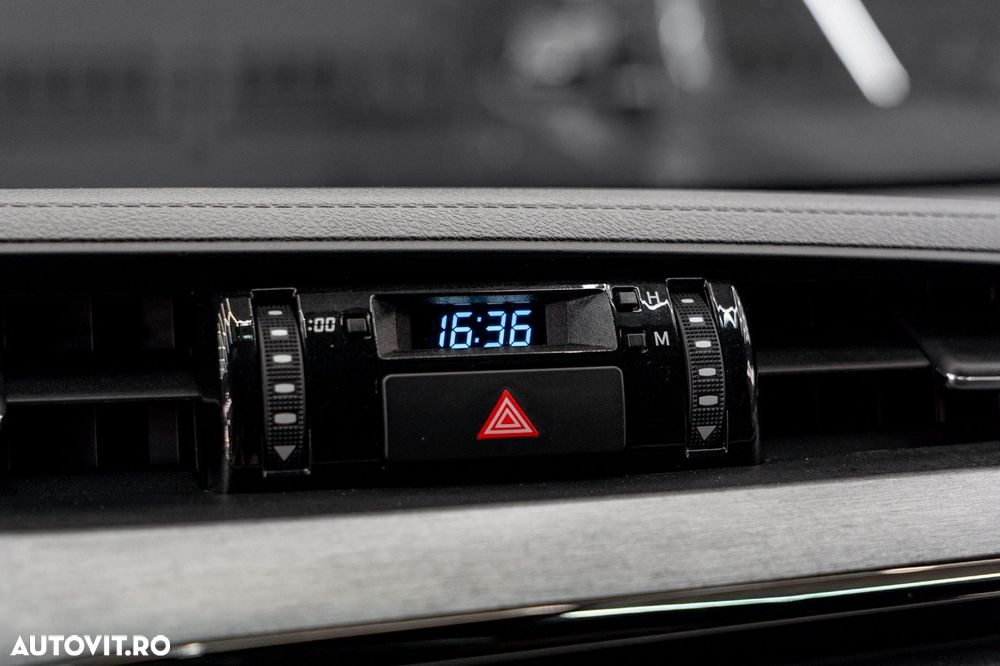 Toyota Hilux 4x4 Double Cab Autm. Comfort - 38
