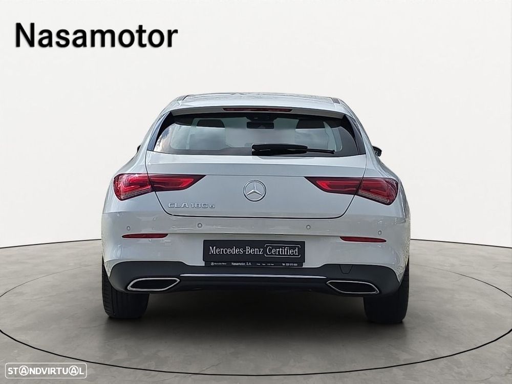 Mercedes-Benz CLA 180 - 4