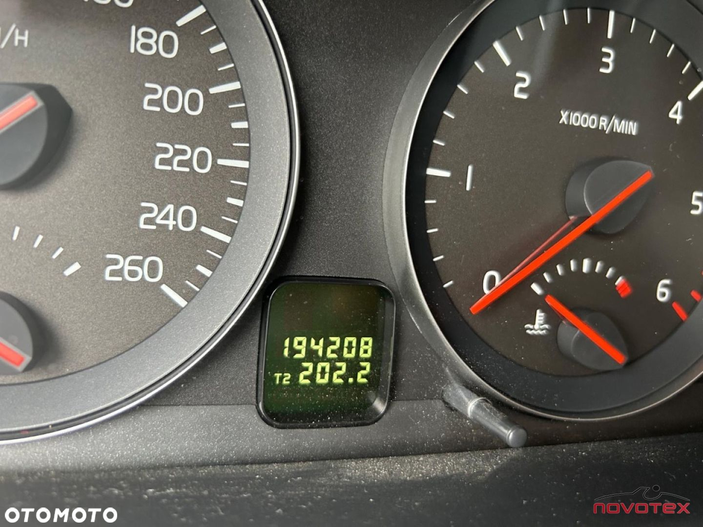 Volvo V50 D2 Momentum Start-Stop - 12