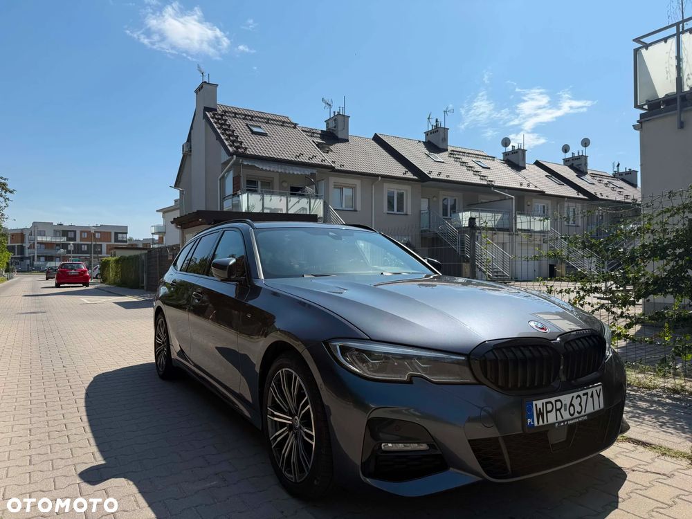 BMW Seria 3 320d xDrive mHEV M Sport - 4