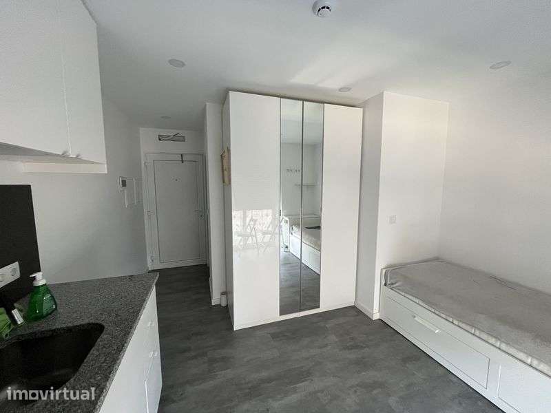 Apartamento T0 e T1 com despesas todas - Grande imagem: 2/6