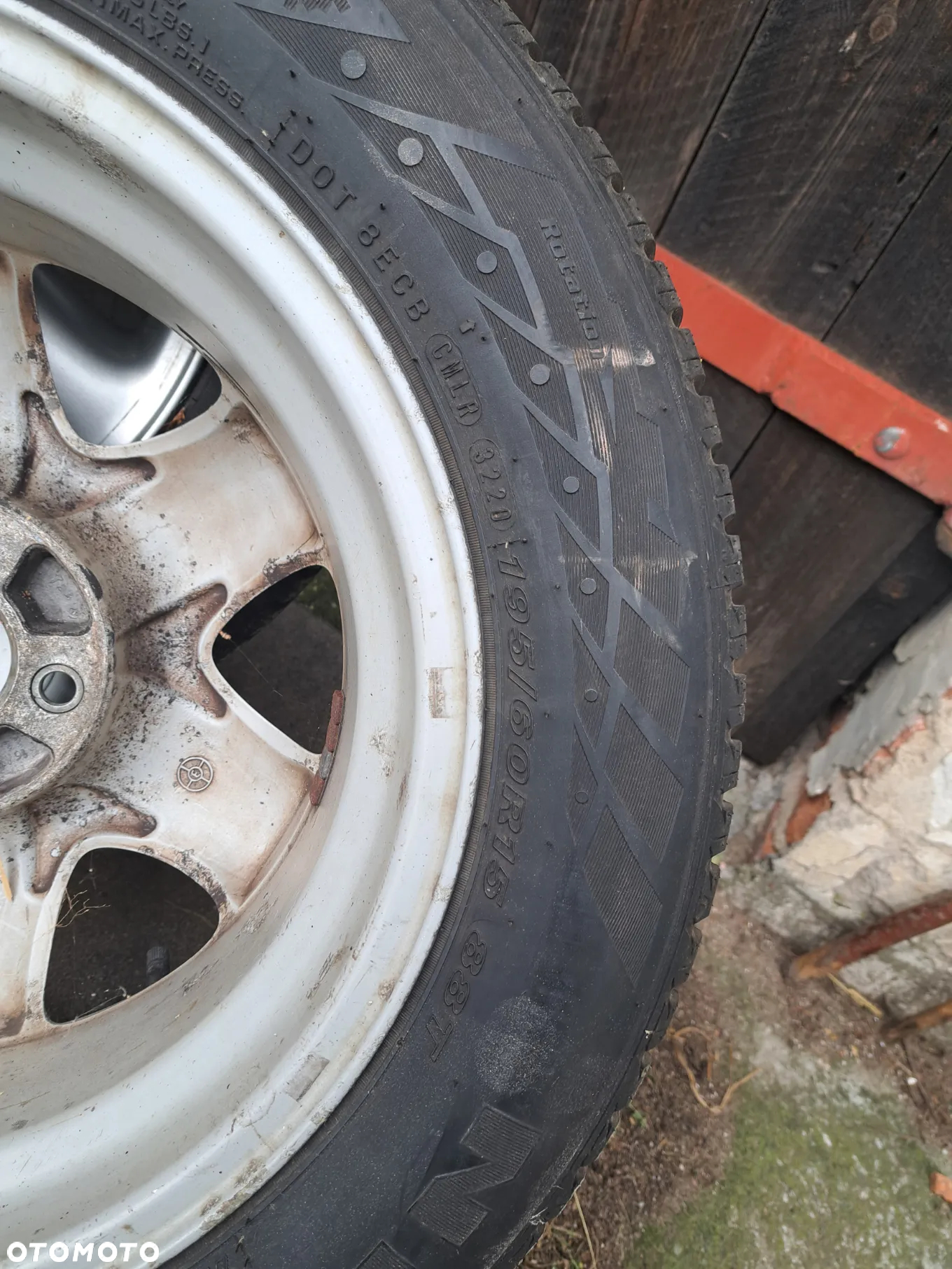 Koła zimowe Opel Astra II 2 G 15 Cali 5,1/2Jx15 ET 46 90468486 90468487 195/60R15 88T 2020 Rok Nexen Winguard Snow G WH2 - 11