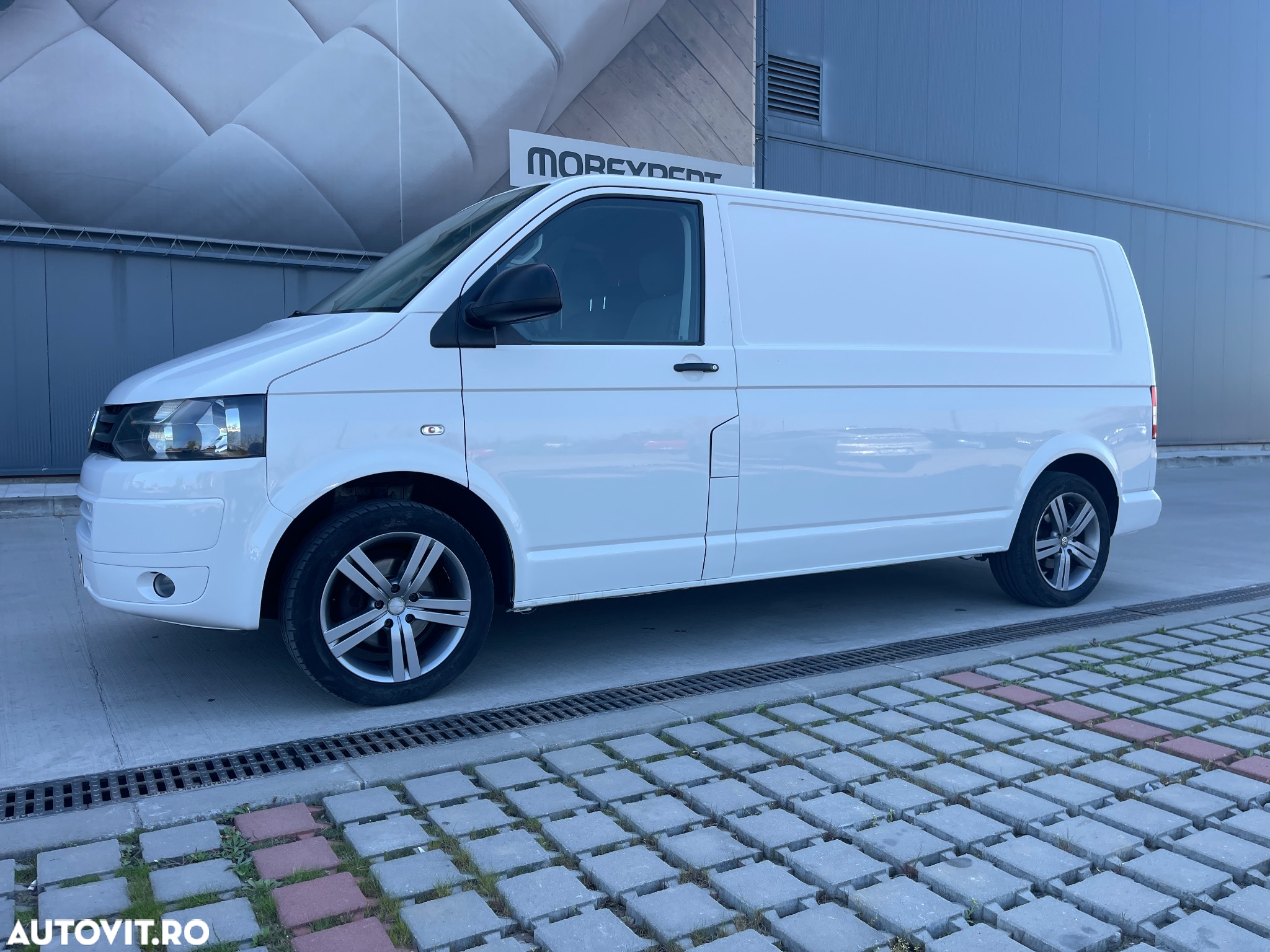 Volkswagen Transporter - 17