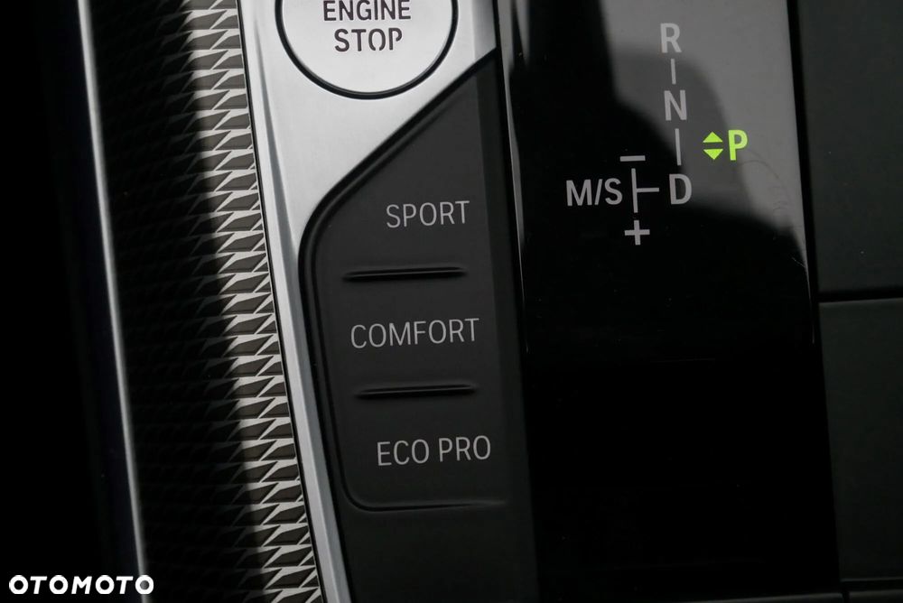 BMW Seria 3 320i M Sport sport - 35