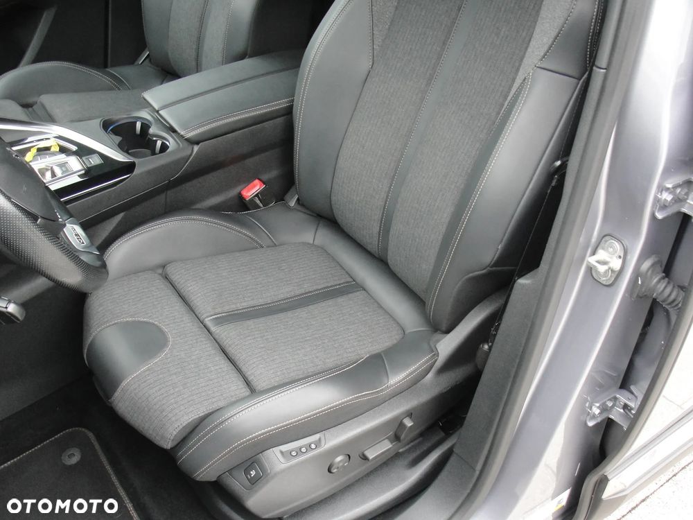 Peugeot 5008 BlueHDi 180 EAT8 GT - 12