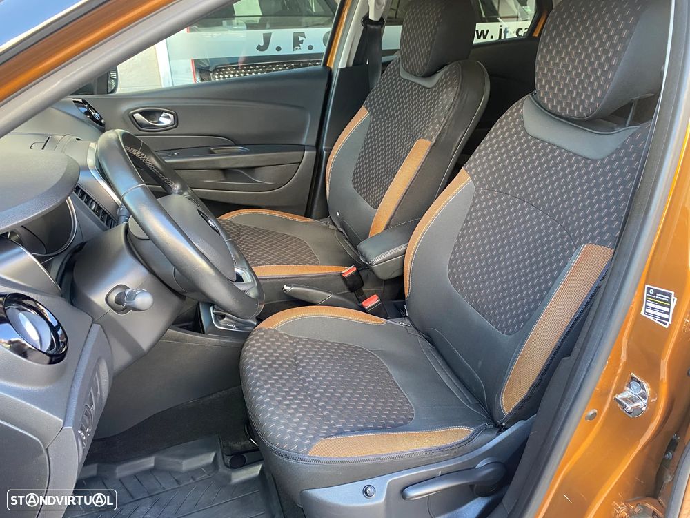 Renault Captur - 42