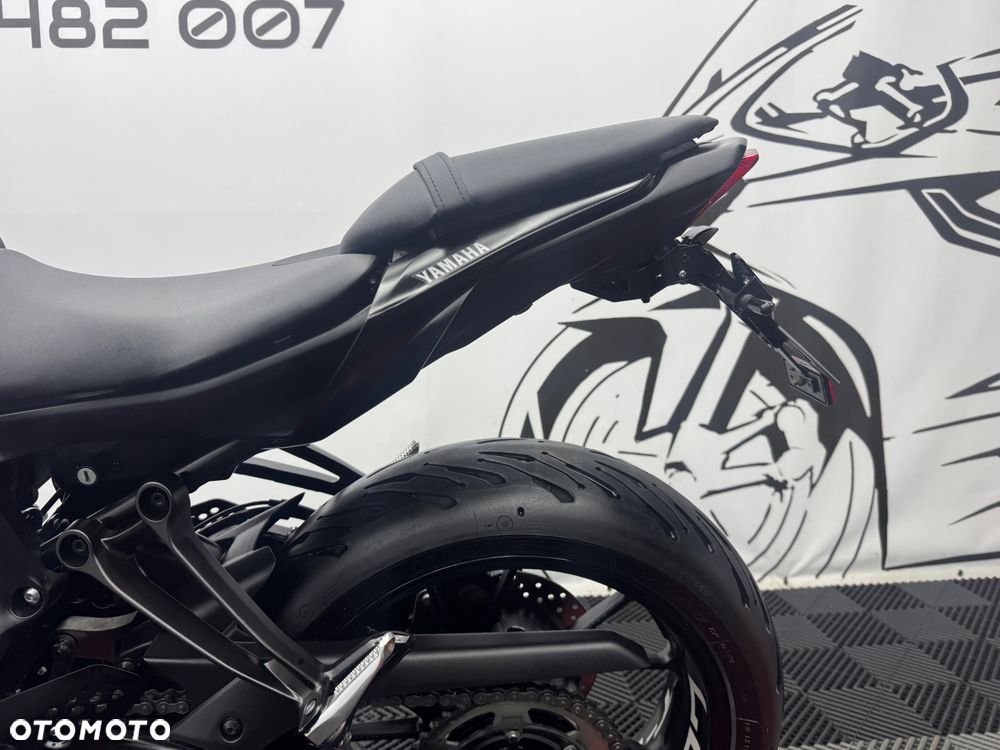 Yamaha MT - 17