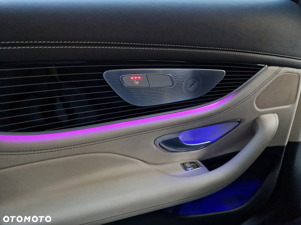 Mercedes-Benz CLS - 16