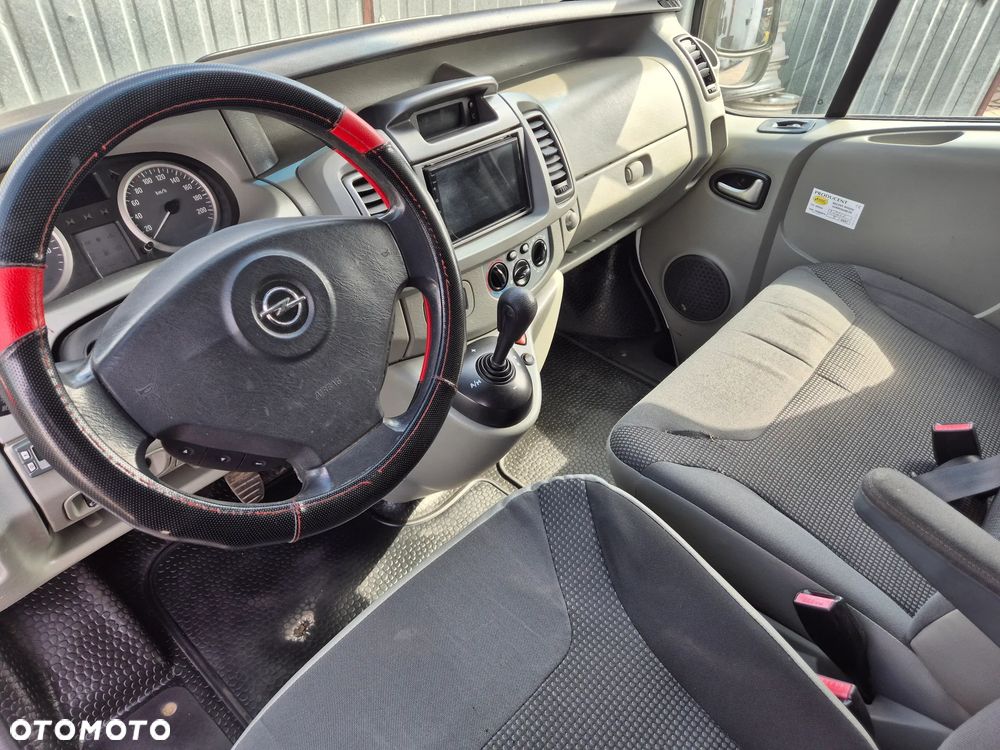 Opel VIVARO - 19