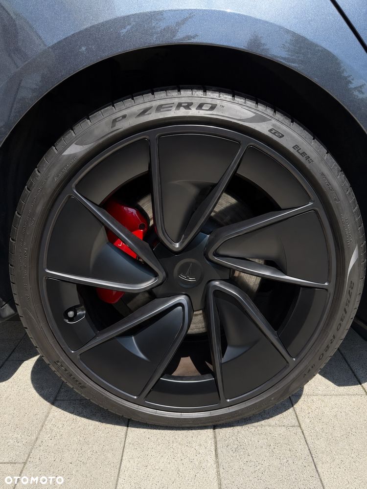 Tesla Model 3 Performance AWD - 12