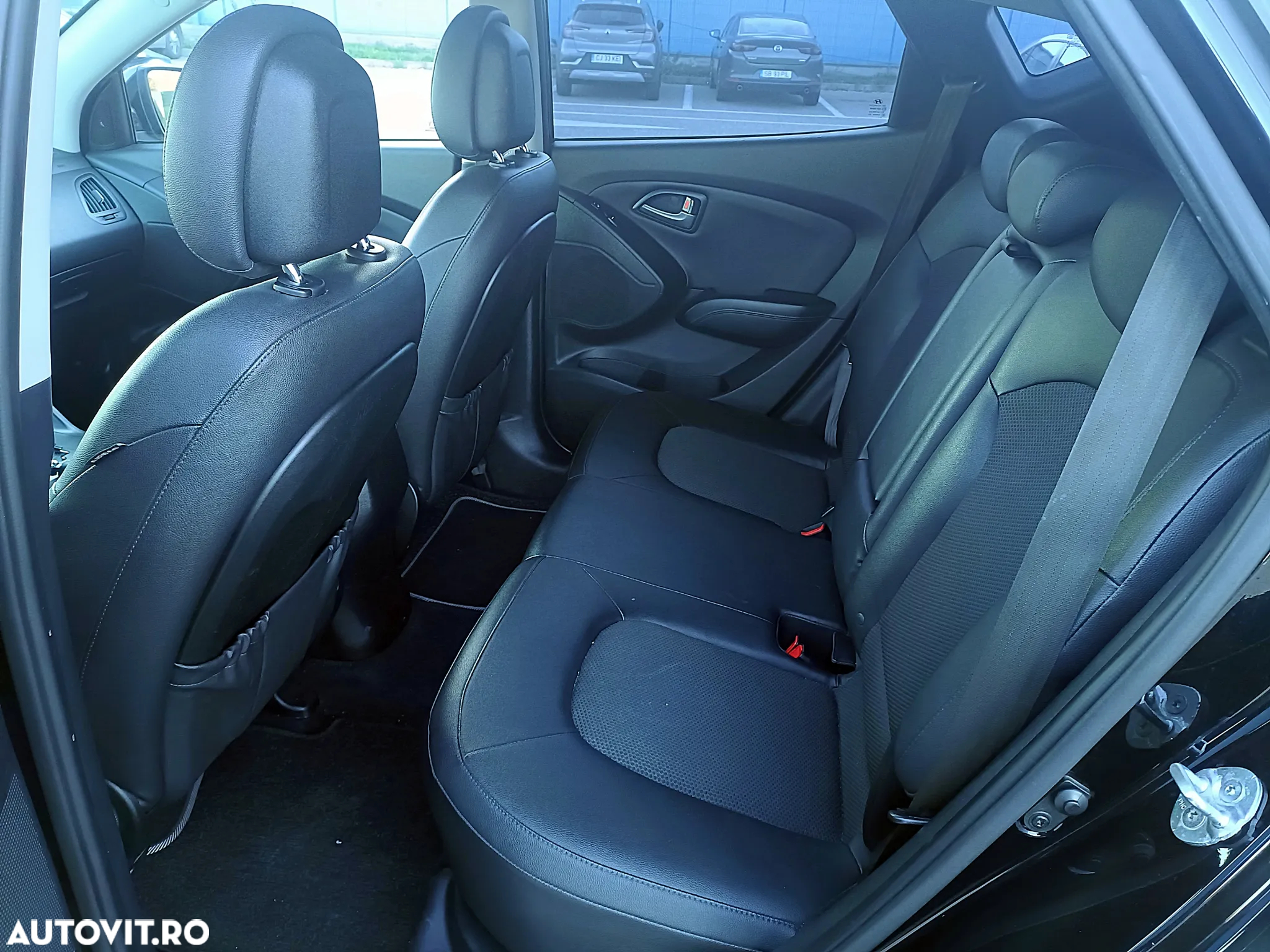 Hyundai ix35 2.0 CRDI 4WD Automatik Style - 12