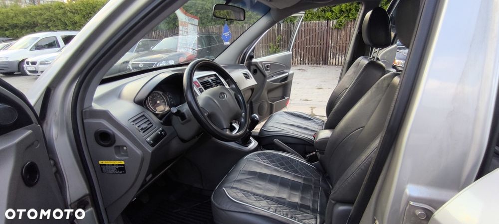Hyundai Tucson - 8