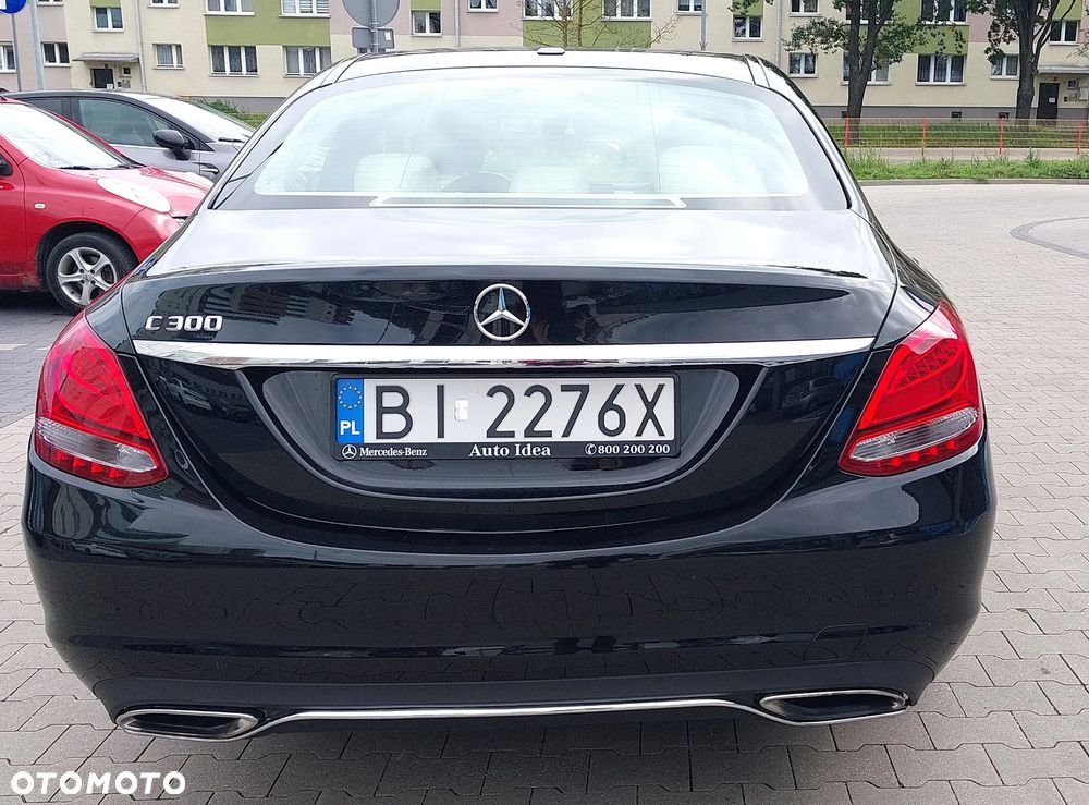 Mercedes-Benz Klasa C 300 7G-TRONIC - 4