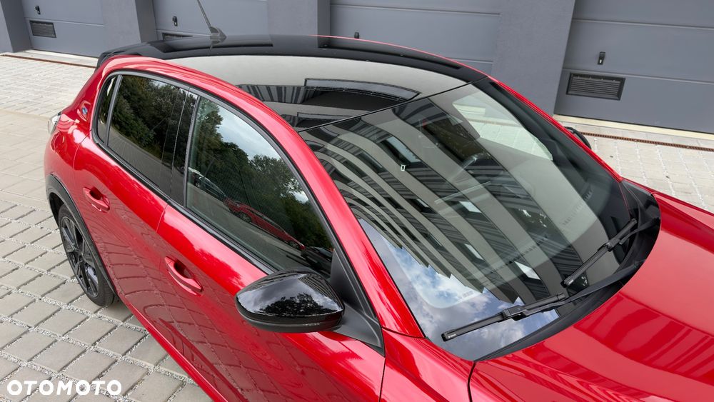 Peugeot 208 50kWh GT - 10