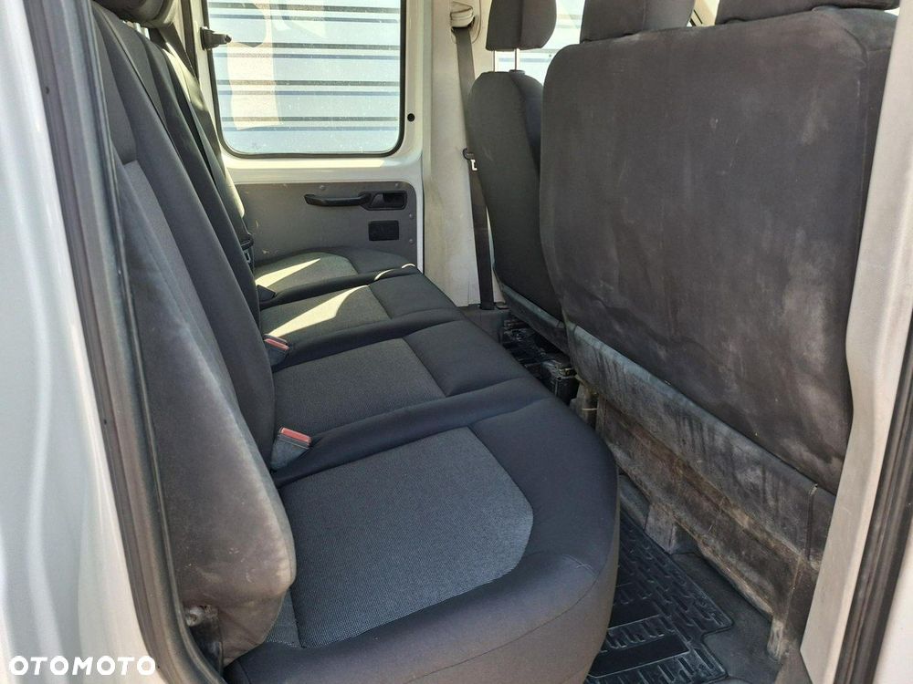 Volkswagen Crafter - 12