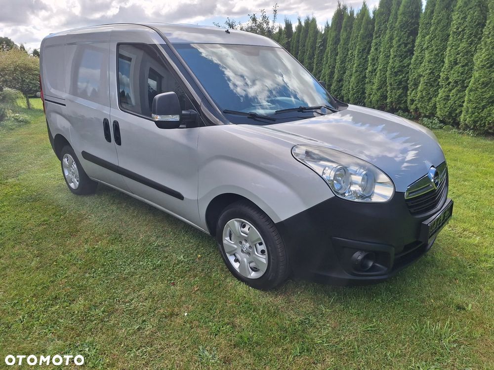 Opel Combo - 28
