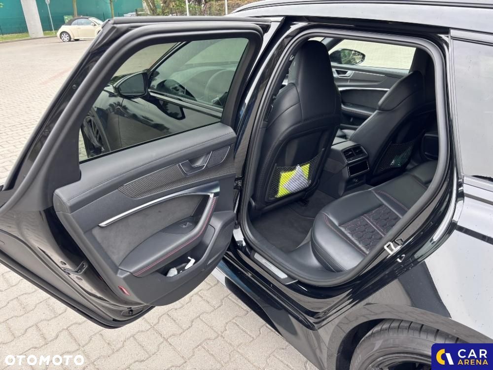 Audi RS6 Avant - 16