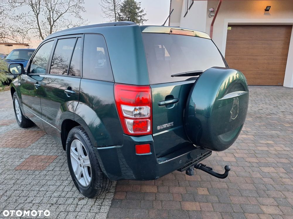 Suzuki Grand Vitara 1.9 DDiS Comfort DPF Family - 19