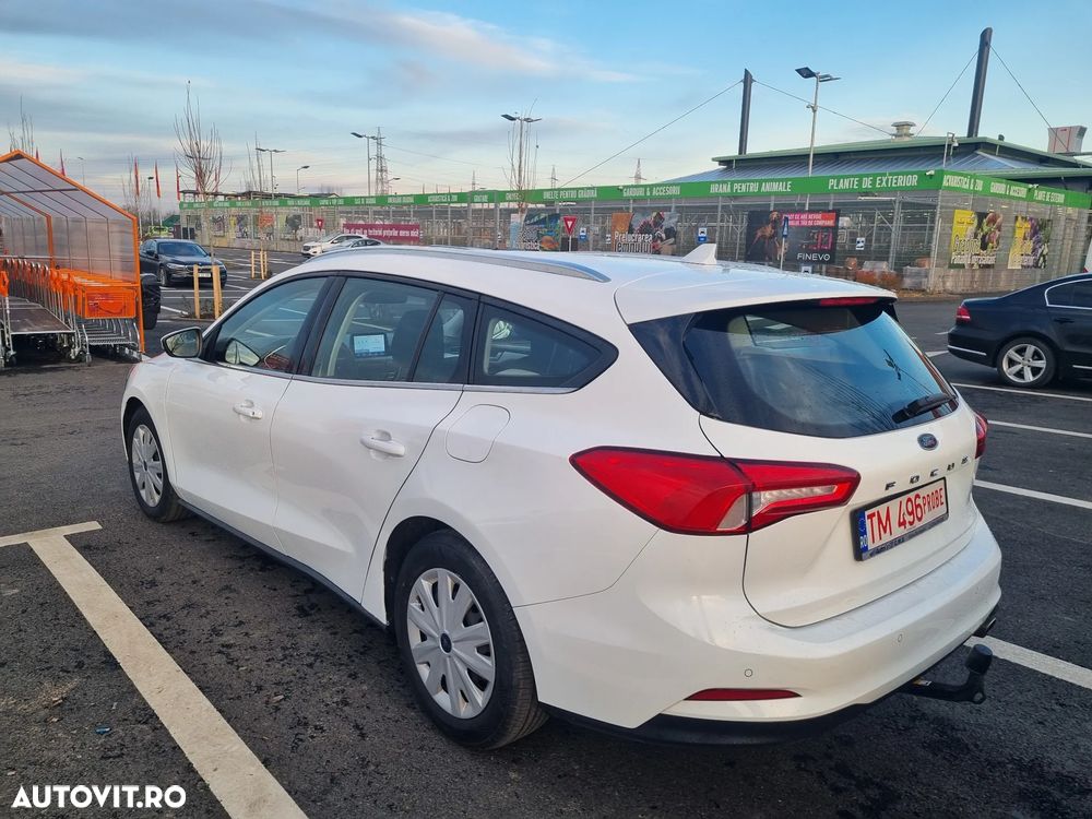 Ford Focus 1.5 EcoBlue Start-Stopp-System TITANIUM - 6