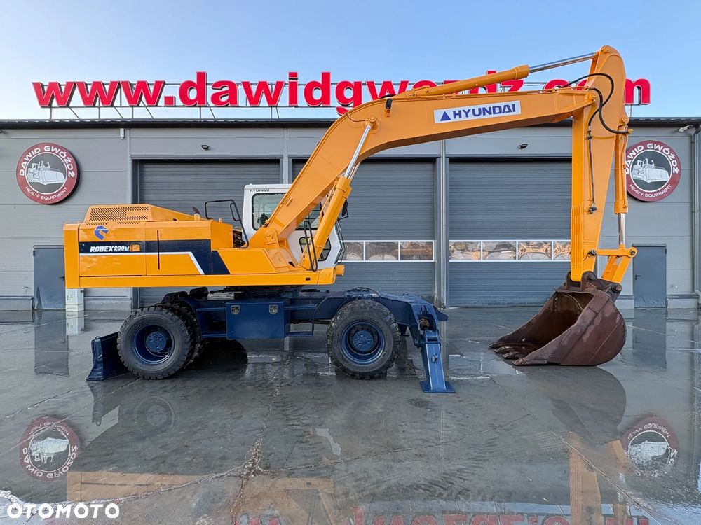 Hyundai Robex 200-W - 3