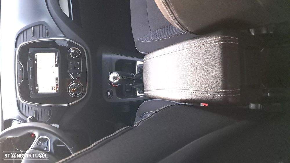 Renault Captur 1.5 dCi Exclusive - 29