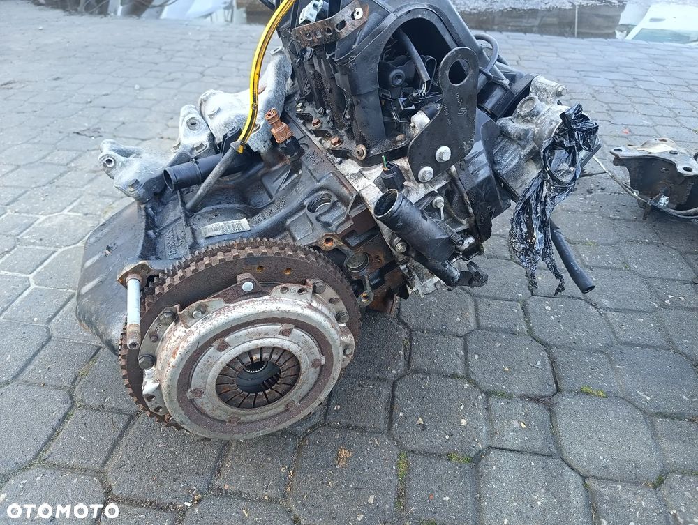 DACIA SANDERO II LOGAN RENAULT SILNIK D4F 732 D4FF732 1.2 16V - 4