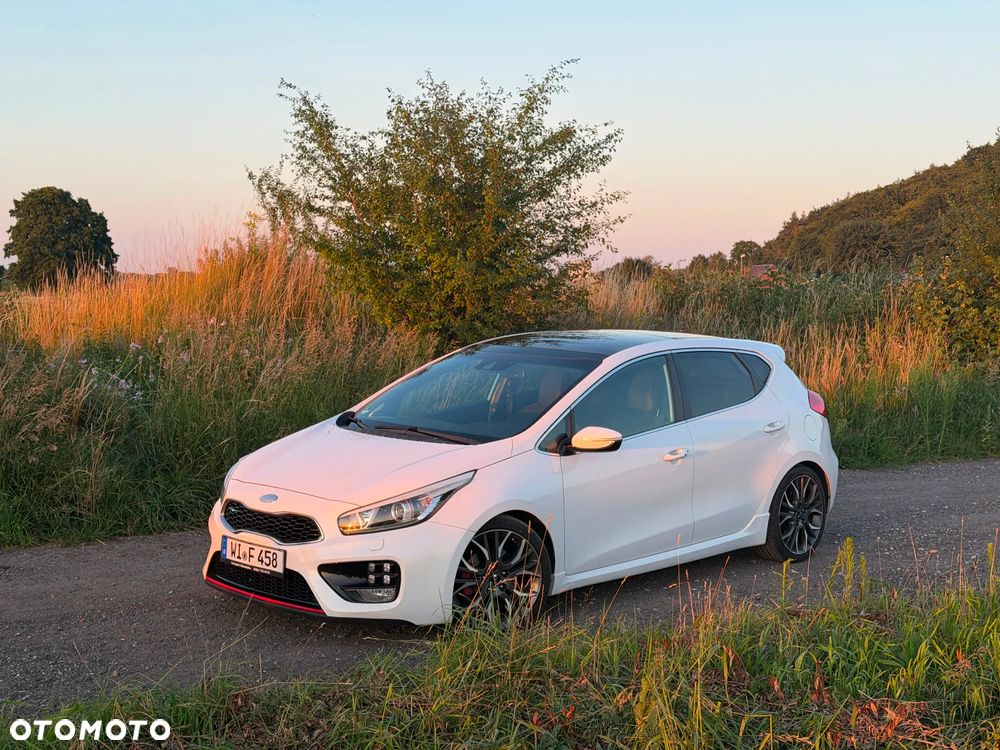 Kia Ceed - 5